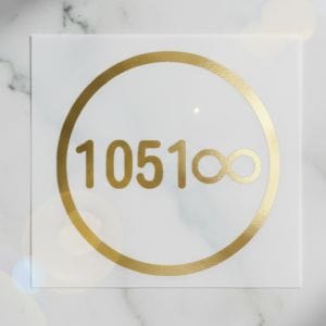 福宙「天圓地方」核心圖騰精緻貼紙，象徵身心平衡與宇宙能量。